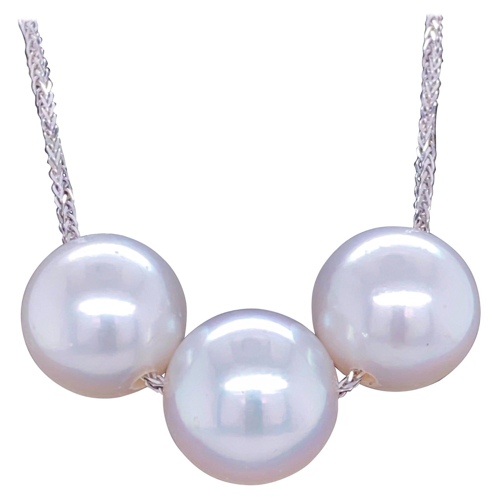 Harbor Diamonds 18K White Gold South Sea Pearl Necklace 16 in Contemporary Design: Harbor Diamonds 18K White Gold South Sea Pearl Necklace 16 in Contemporary Design This exquisite 18K White Gold Sliding Necklace showcases three lustrous South Sea Pearls, each measuring 11-13 mm, rad