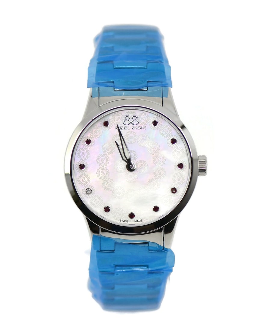 88 Rue Du Rhone Stainless Steel Quartz Watch 32mm Ref 87WA153207: 88 Rue Du Rhone Stainless Steel Quartz Watch 32mm Ref 87WA153207 This elegant wristwatch from 88 Rue Du Rhone features a durable stainless steel case and band, making it a stylish yet practical choice