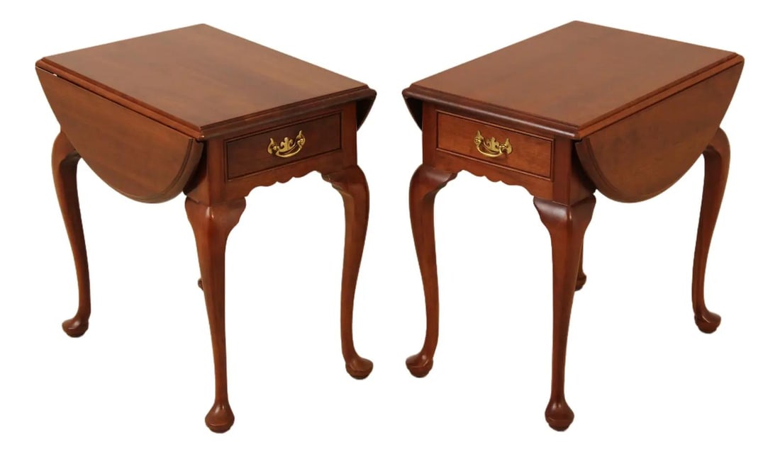 Set of Two Cherry Wood Queen Anne Side Tables With Drop Leaves (1 of 10)