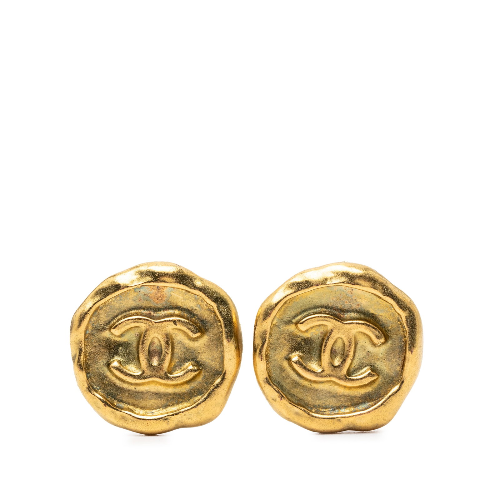 Chanel Round Clip Earrings Gold Plated Metal CC Logo: Chanel Round Clip Earrings Gold Plated Metal CC Logo These Chanel earrings feature a round design crafted from gold-plated metal with clip-on closures. The earrings show signs of discoloration, scratc
