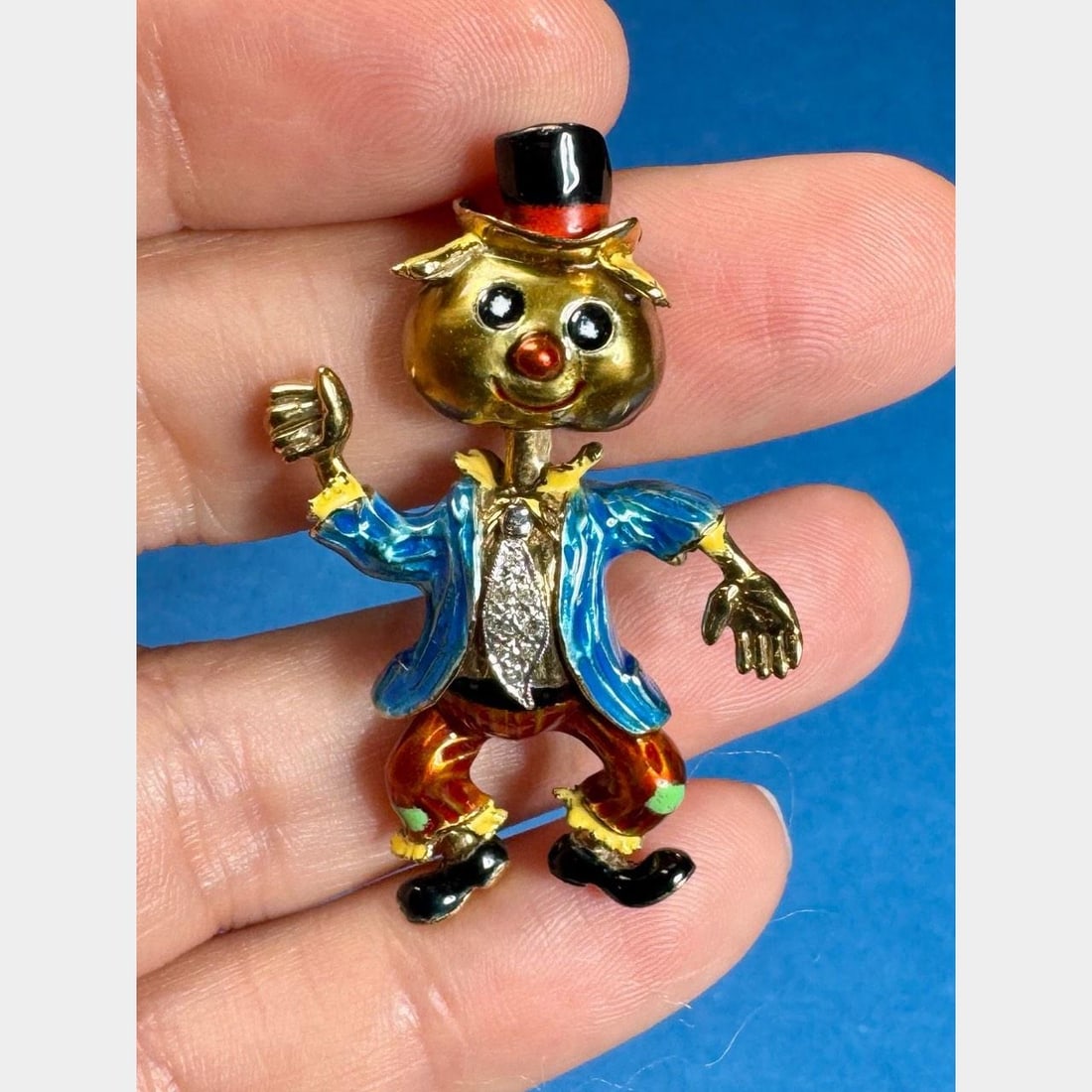 1960s 18K Yellow Gold Brooch with 8 Diamonds (1 of 2)