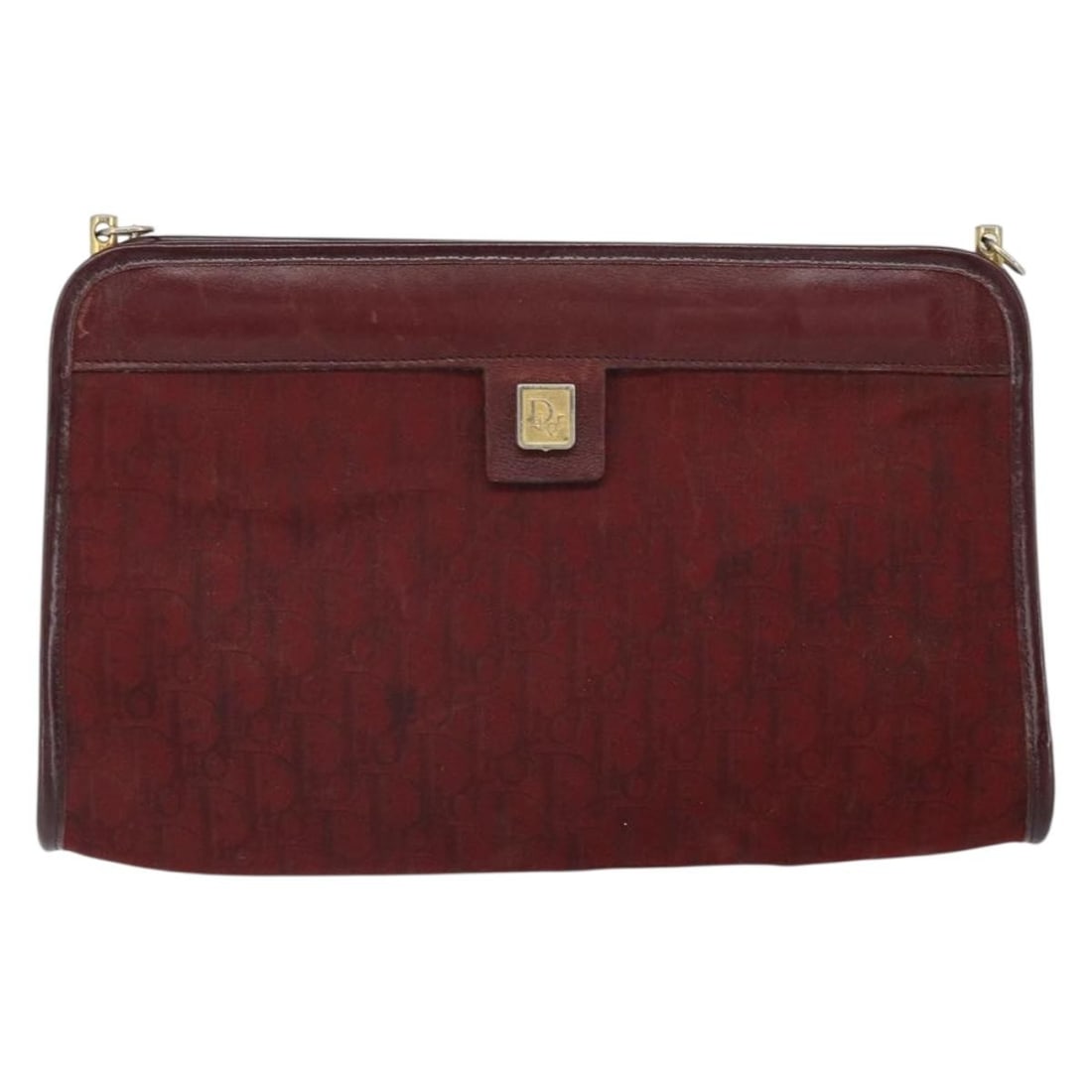 Christian Dior Canvas Trotteur Shoulder Bag with Chain Strap Red: Christian Dior Canvas Trotteur Shoulder Bag with Chain Strap Red Christian Dior Vintage Trotteur chain shoulder bag in red canvas designed for women. This bag features visible signs of wear including