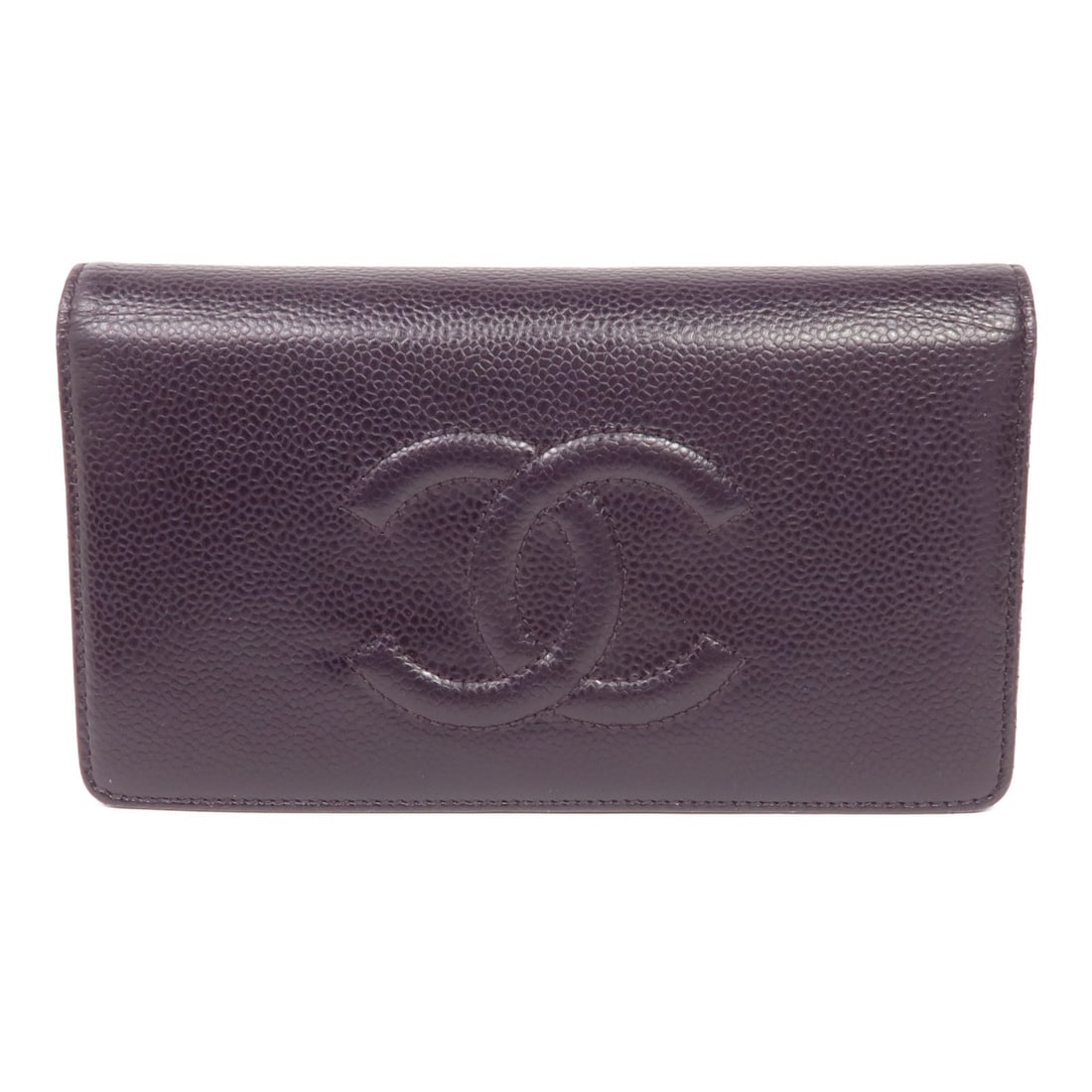 CHANEL CC Bifold Wallet Dark Purple Calfskin Leather France: CHANEL CC Bifold Wallet Dark Purple Calfskin Leather France This CHANEL CC Long Wallet is crafted from high-quality calfskin leather in a stunning dark purple hue. Designed as a bifold purse, it showc
