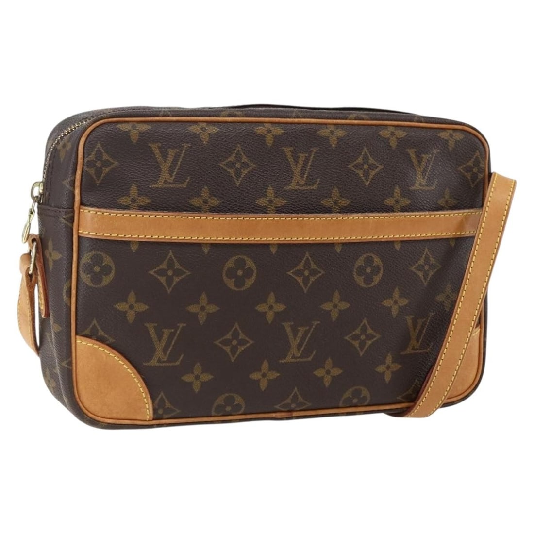 Louis Vuitton Trocadero 27 Monogram Canvas Shoulder Bag M51274 France: Louis Vuitton Trocadero 27 Monogram Canvas Shoulder Bag M51274 France This is a Louis Vuitton Monogram Trocadero 27 shoulder bag, crafted from iconic monogram canvas. The bag features an adjustable sh