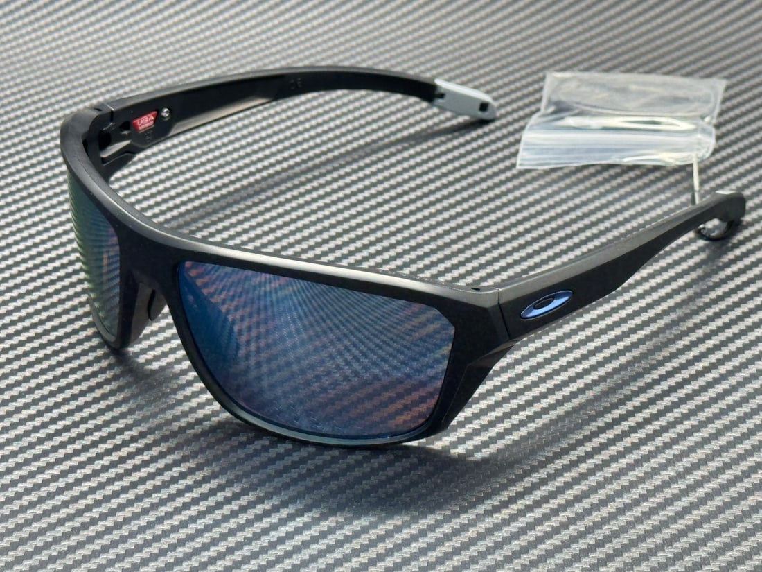 Oakley OO9416 06 Rectangle Sunglasses Matte Black Prizm Deep Water Polarized 64mm (1 of 4)