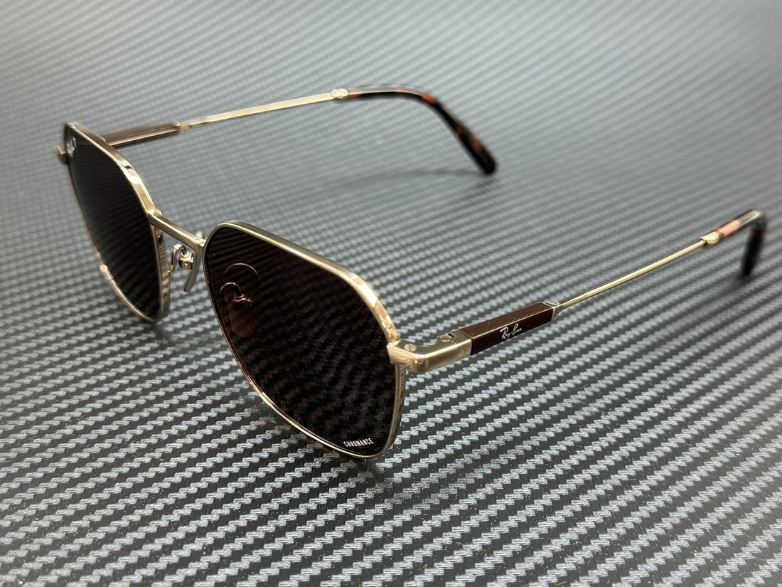 RAY BAN RB8094 9266AF Shiny Light Brown Polarized Titanium Sunglasses: RAY BAN RB8094 9266AF Shiny Light Brown Polarized Titanium Sunglasses Elevate your eyewear collection with these stylish RAY BAN RB8094 9266AF sunglasses. Featuring a sleek shiny light brown frame and