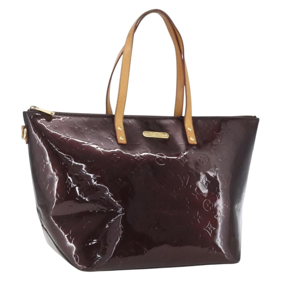 Bellevue GM Amarante Patent Tote by Louis Vuitton Monogram M93589: Bellevue GM Amarante Patent Tote by Louis Vuitton Monogram M93589 This is a Louis Vuitton Monogram Vernis Bellevue GM Tote Bag in Amarante, crafted from patent leather. The bag features a spacious int
