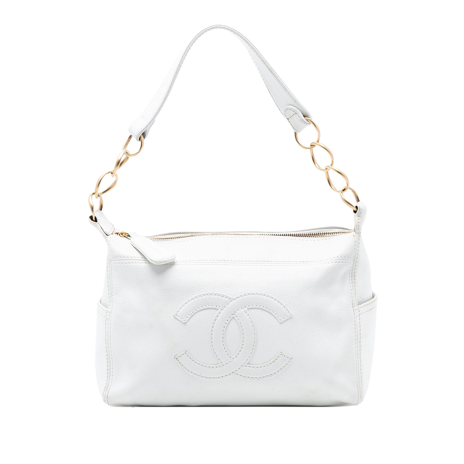 White Chanel Caviar Leather CC Chain Shoulder Bag with Zip Closure: White Chanel Caviar Leather CC Chain Shoulder Bag with Zip Closure This Chanel CC Caviar Chain Shoulder Bag features a durable caviar leather body in white, a curb chain shoulder strap, top zip closur