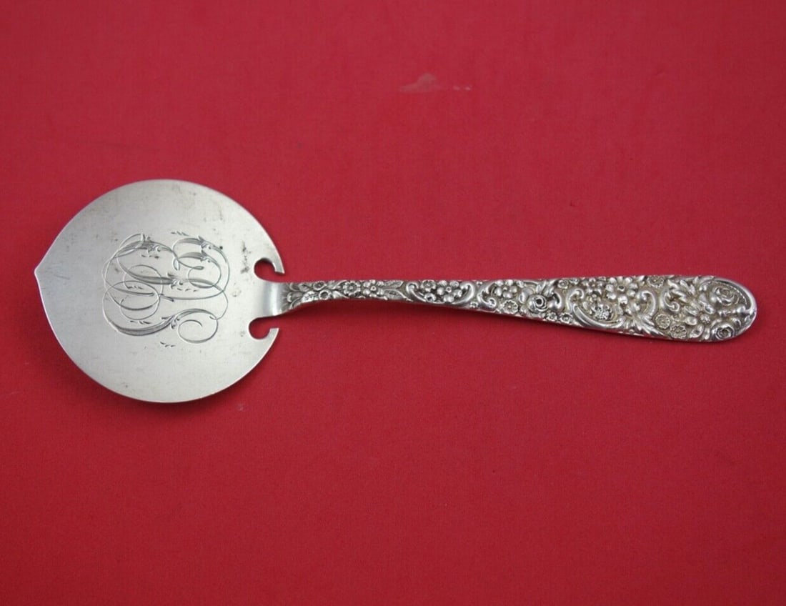 Kirk Repousse Sterling Silver Buckwheat Server 7 1/8 Inches: Kirk Repousse Sterling Silver Buckwheat Server 7 1/8 Inches This exquisite sterling silver buckwheat server showcases the elegant Repousse pattern by Jenkins & Jenkins. Measuring 7 1/8 inches, this se