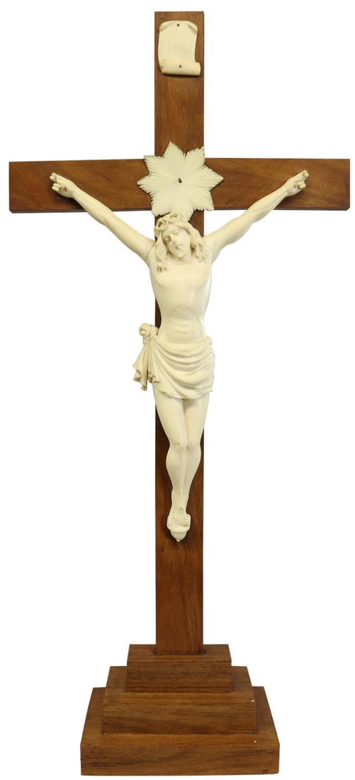 Antique 1900 Ivory Finish Wood Crucifix 23.5H Religious Art (1 of 10)