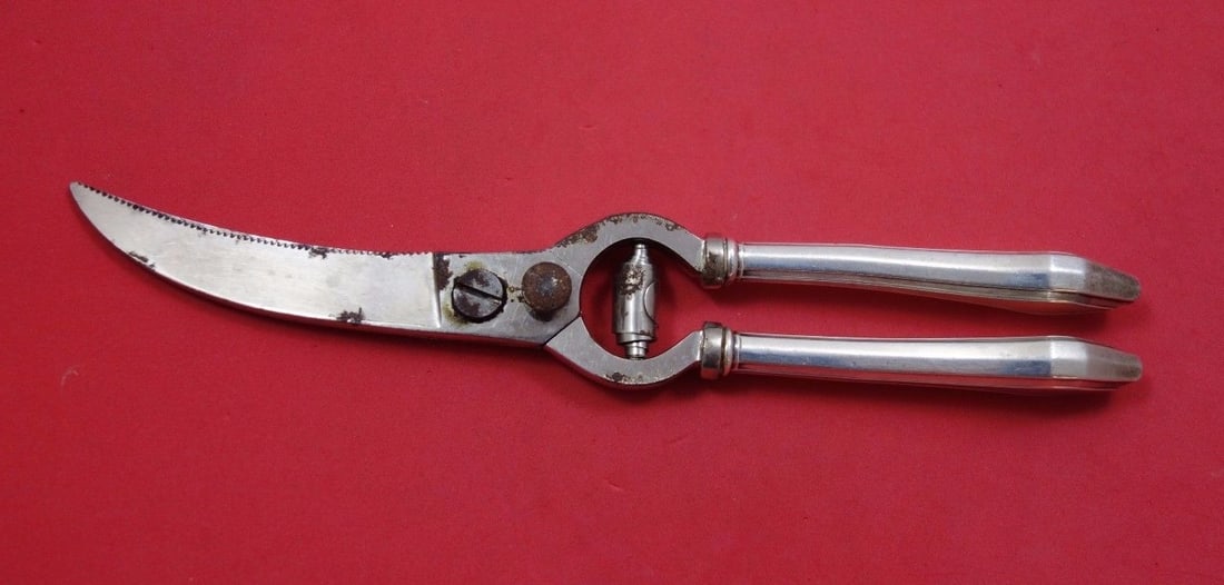 Gorham Clermont Sterling Silver Lobster Shears 10 Inch Heirloom: Gorham Clermont Sterling Silver Lobster Shears 10 Inch Heirloom Experience the elegance of the Clermont by Gorham Sterling Silver Lobster Shears, measuring 10 inches. Crafted from high-quality sterlin