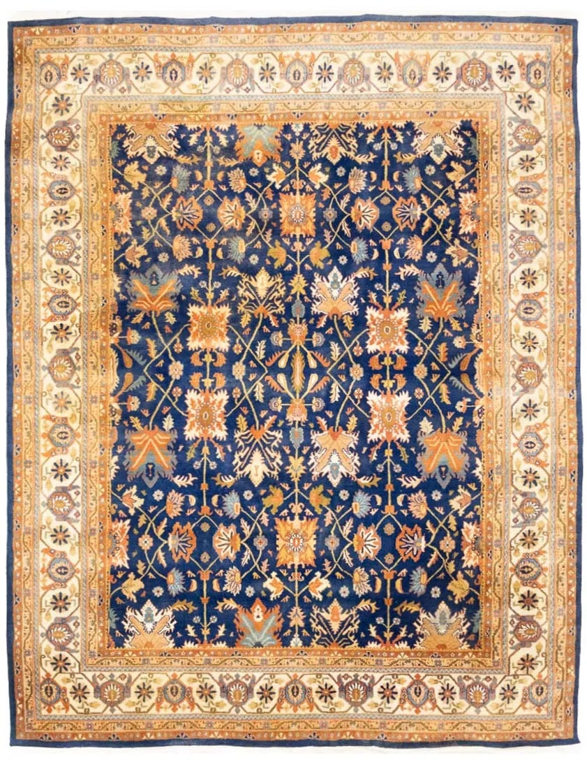 Hand-Knotted Wool Area Rug Floral Blue Indo Heriz 8'0 x 10'1: Hand-Knotted Wool Area Rug Floral Blue Indo Heriz 8'0 x 10'1 This 8x10 Indo Heriz oriental rug features a hand-knotted wool construction with a blue floral design. The rug showcases a blend of blue, c