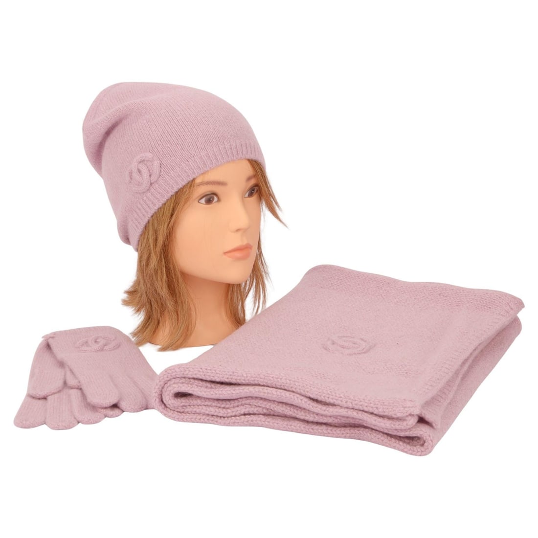 Chanel Pink Cashmere Knit Hat Gloves Scarf Set Italy: Chanel Pink Cashmere Knit Hat Gloves Scarf Set Italy Elevate your winter wardrobe with this exquisite Chanel accessory set, featuring a hat, scarf, and gloves in a stunning pink hue. This luxurious se