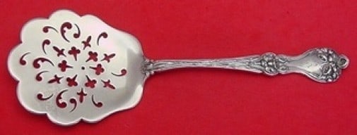 Alvin Majestic Sterling Silver Tomato Server 7.5 Inches Monogrammed: Alvin Majestic Sterling Silver Tomato Server 7.5 Inches Monogrammed This exquisite tomato server from the Majestic pattern by Alvin is crafted from high-quality sterling silver. Measuring 7 1/2 inches