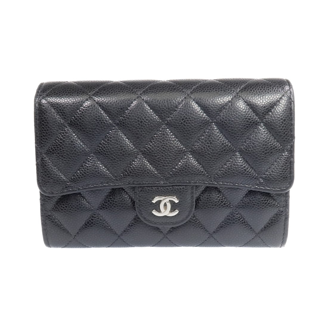 Chanel Black Calfskin Bifold Wallet with Silver Hardware: Chanel Black Calfskin Bifold Wallet with Silver Hardware This CHANEL bifold purse is crafted from black calfskin leather and features a sleek, unisex design. Made in France, it offers a practical and