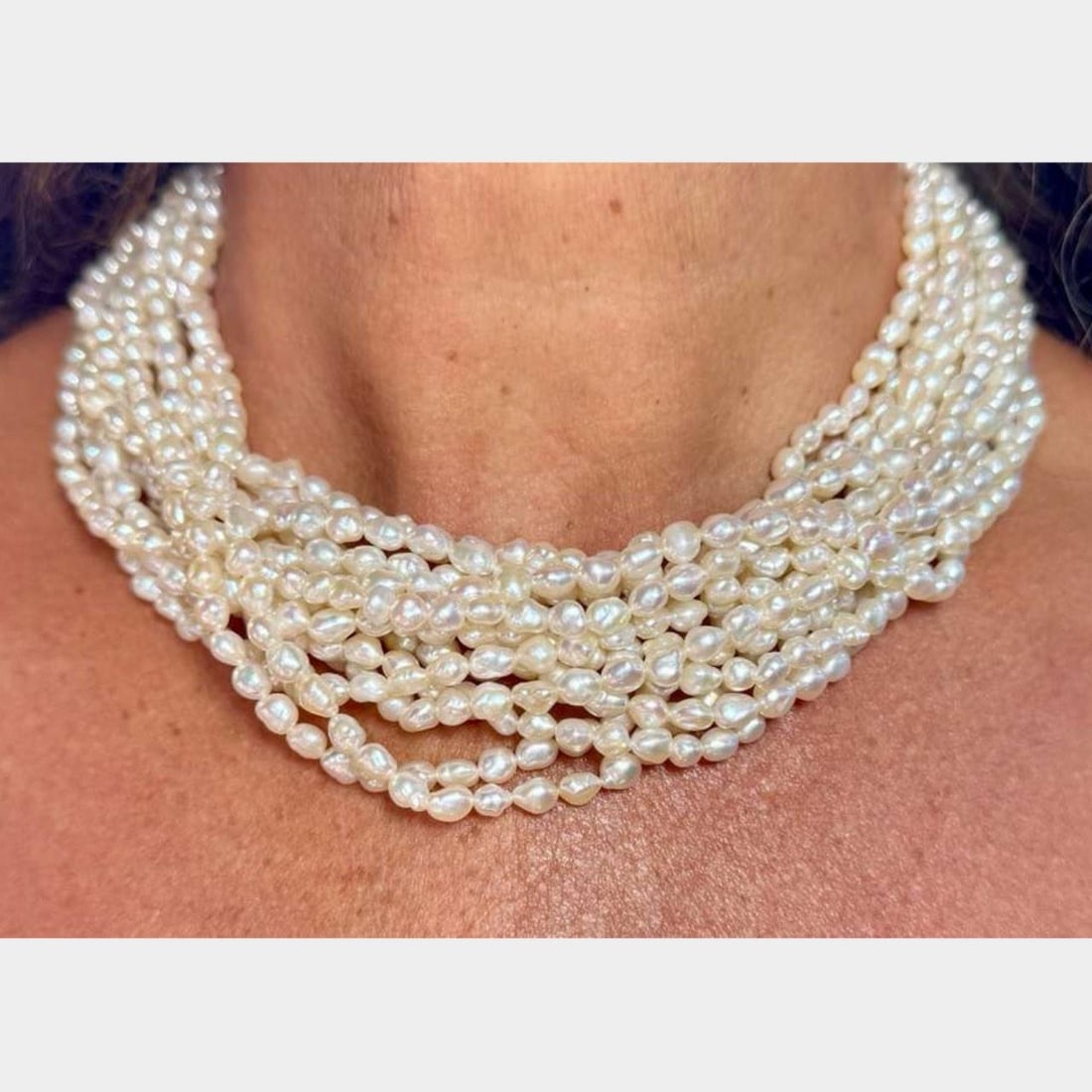 18K Yellow Gold Necklace with Freshwater Pearls and 256 Diamonds (1 of 4)