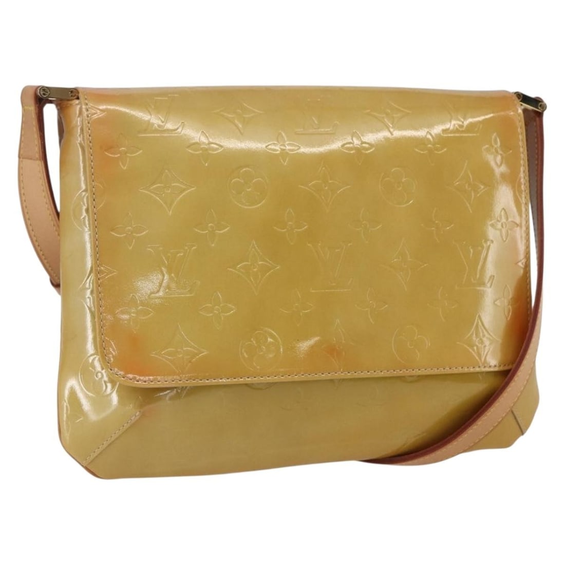 Louis Vuitton Thompson Street Patent Leather Shoulder Bag Beige M91301: Louis Vuitton Thompson Street Patent Leather Shoulder Bag Beige M91301 This Louis Vuitton Thompson Street shoulder bag features the iconic Monogram Vernis design in beige patent leather. Made in Franc
