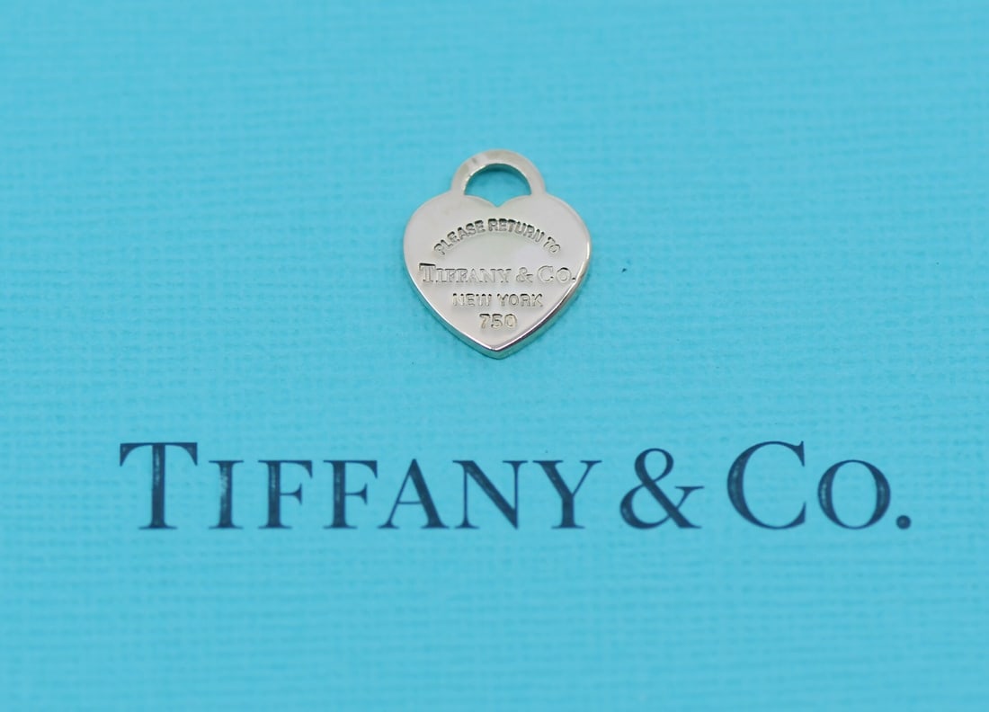 Return to Tiffany Mini Rose Gold 18k Pendant with Pouch (1 of 3)