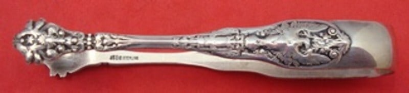 Gorham Mythologique Sterling Silver Sugar Tong 3 7/8 Inch Serving Piece: Gorham Mythologique Sterling Silver Sugar Tong 3 7/8 Inch Serving Piece Discover the exquisite beauty of the Mythologique pattern by Gorham, a stunning sterling silver sugar tong measuring 3 7/8 inche