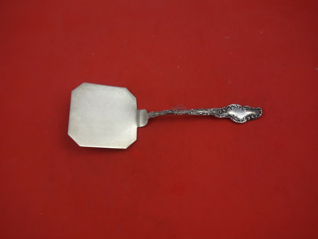 Durgin Watteau Sterling Silver Waffle Server 7 3/4 Vintage Ladle: Durgin Watteau Sterling Silver Waffle Server 7 3/4 Vintage Ladle This exquisite vintage waffle server is crafted from sterling silver and features the elegant Watteau pattern by Durgin. Measuring 7 3/