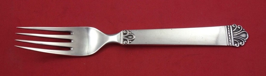 Fredericia Radhus Sterling Silver Dinner Fork Heavy 7 5/8 Inch: Fredericia Radhus Sterling Silver Dinner Fork Heavy 7 5/8 Inch Experience exceptional dining with this Radhus Danish Dinner Fork crafted by Fredericia. Made from heavy sterling silver, this exquisite