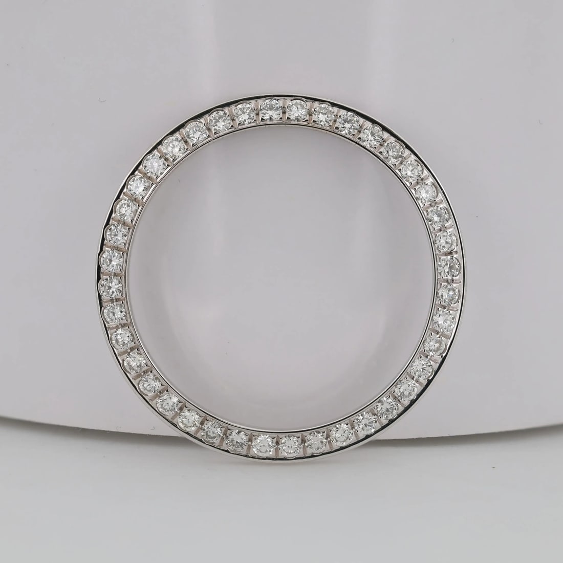 Custom 0.77ct Diamond Stainless Bezel for 26mm Datejust 69174 79174: Custom 0.77ct Diamond Stainless Bezel for 26mm Datejust 69174 79174 This is an un-used custom bezel designed for the Rolex Datejust 26MM models 69174 and 79174. Crafted from stainless steel and set wi