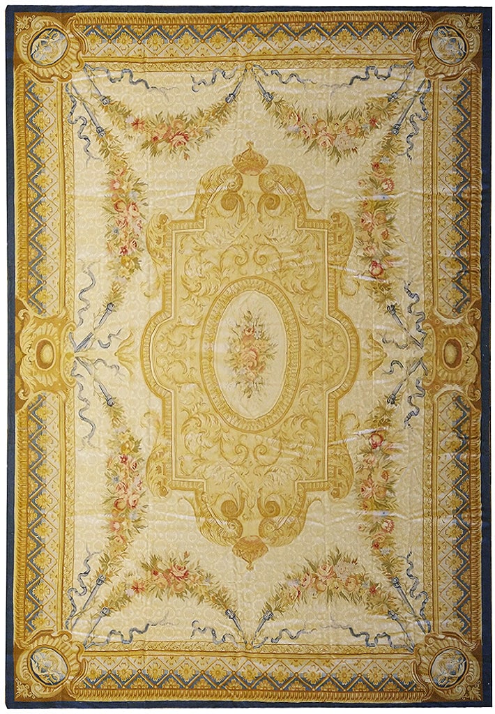 Exquisite 11.8 x 18 French Aubusson Flatweave Area Rug: Exquisite 11.8 x 18 French Aubusson Flatweave Area Rug Free continental US Shipping Introducing our exquisite French Aubusson Flatweave Rug, measuring 11.8 x 18 feet, adorned with a fantastic pattern