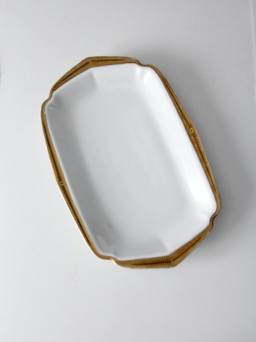 19th Century M.S. Kuznetsov Porcelain Platter with Gold Trim (1 of 13)