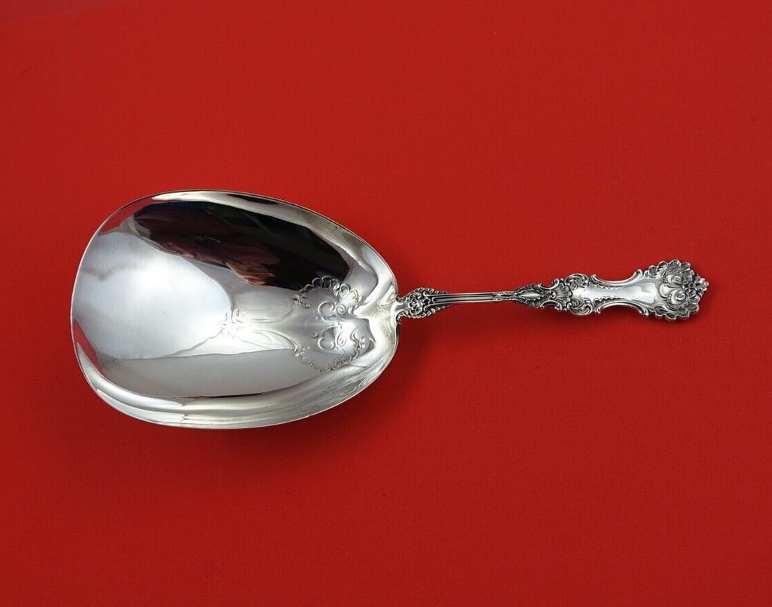 Whiting Pompadour Sterling Silver 8 Inch Cracker Scoop (1 of 2)
