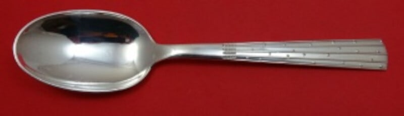 Orla Vagn Mogensen Champagne Sterling Silver Dinner Spoon 7.5": Orla Vagn Mogensen Champagne Sterling Silver Dinner Spoon 7.5" Experience the elegance of Scandinavian design with this exquisite Dinner Spoon from the Champagne collection by renowned Danish silversm