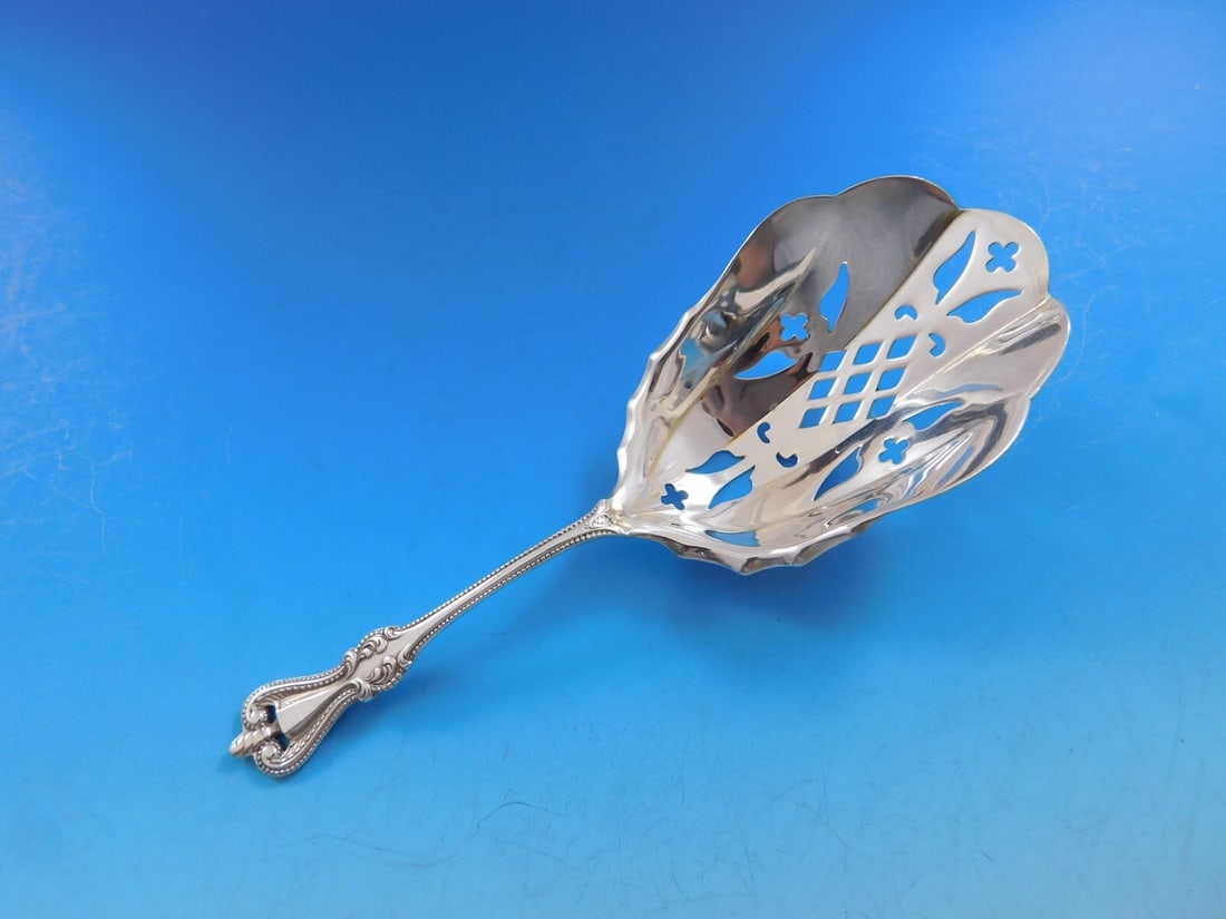 Towle Old Colonial Sterling Silver Almond Scoop 5.5 Vintage Server (1 of 3)