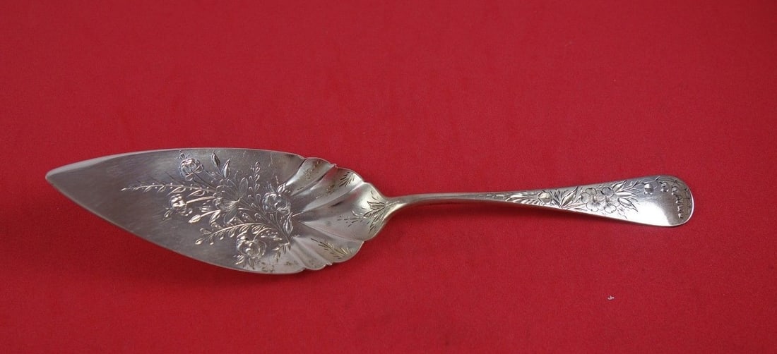 Antique Lily Engraved Sterling Silver Jelly Cake Server 8 1/8" (1 of 2)
