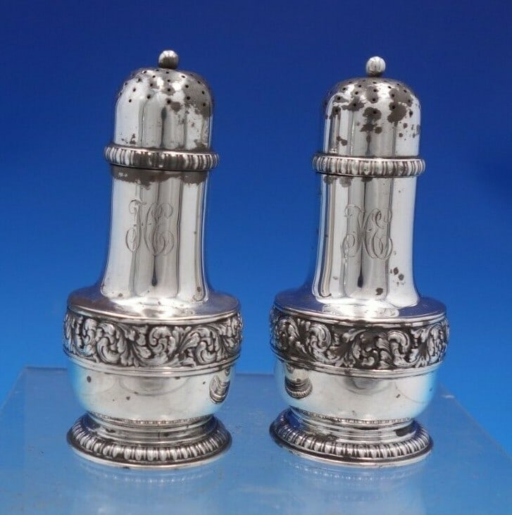 Tiffany & Co Rococo Sterling Silver Salt Pepper Shaker Set #7263-399 (1 of 7)