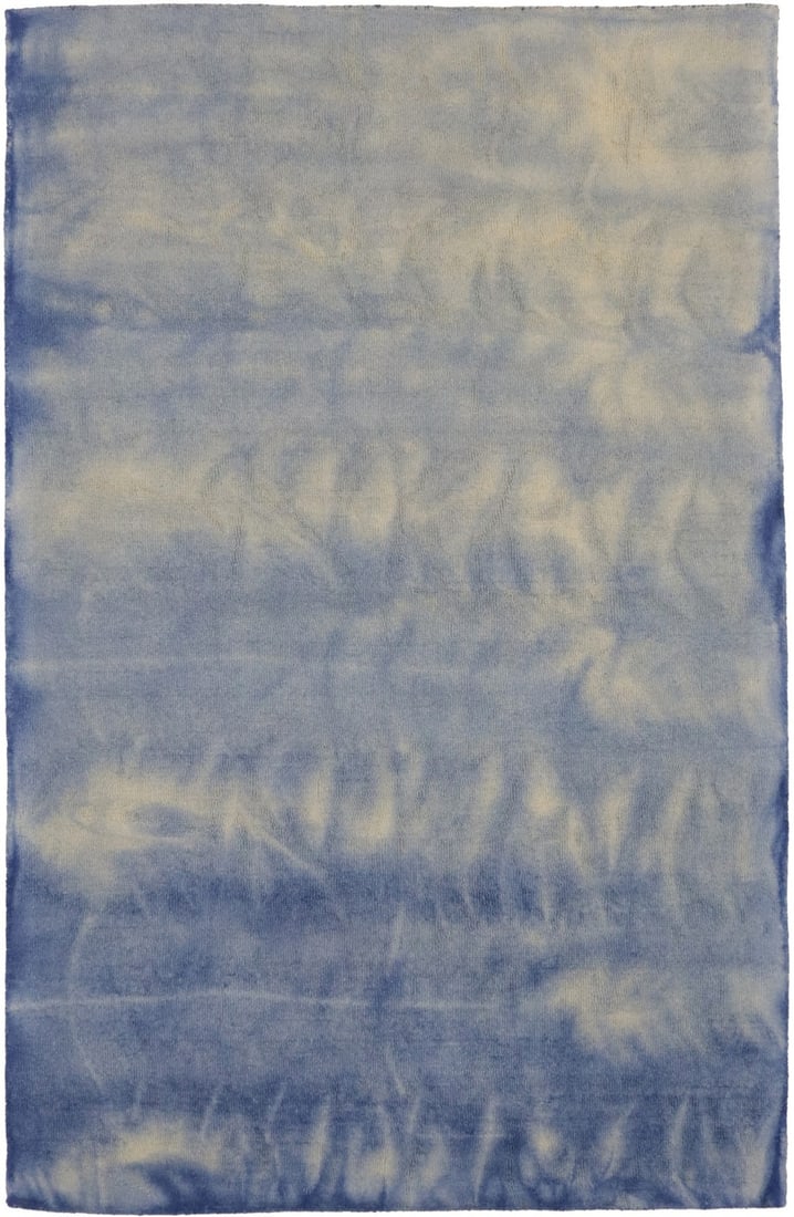 Blue Hand-Tufted Modern Kids Room Area Rug 5x8 ft: Blue Hand-Tufted Modern Kids Room Area Rug 5x8 ft Enhance your child's room with this beautiful Blue Contemporary Tie-Dye Hand-Tufted Modern Rug. Measuring 5'0" x 8'0", this rectangular area rug featu