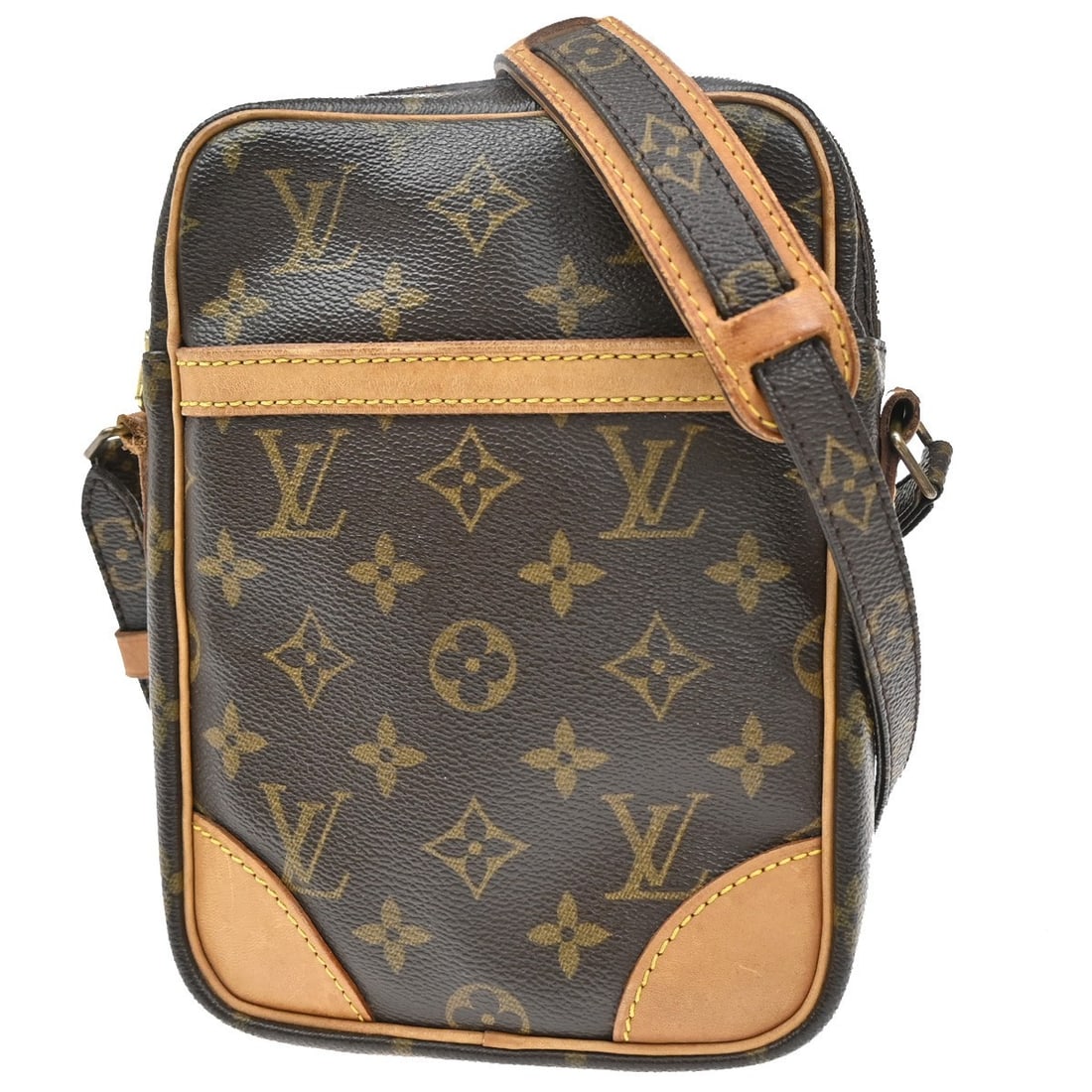 Louis Vuitton Danube Brown Canvas Shoulder Bag 15cm by 20cm by 4cm: Louis Vuitton Danube Brown Canvas Shoulder Bag 15cm by 20cm by 4cm The Louis Vuitton Danube handbag features the iconic monogram canvas in a brown color, designed for female use. This pre-owned should