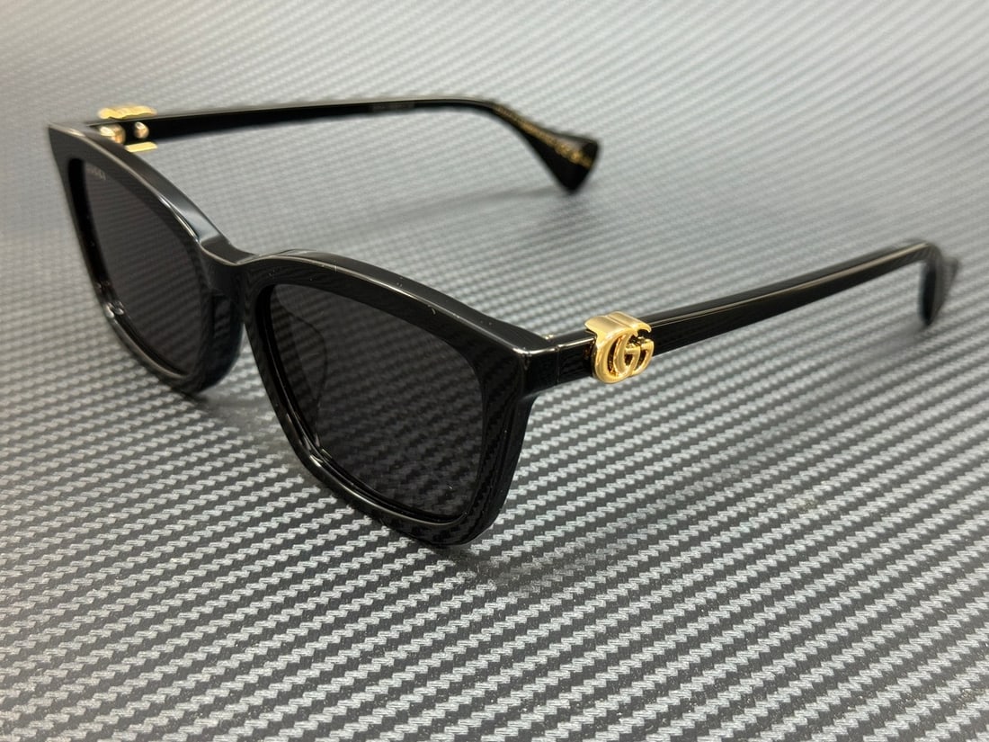 GUCCI GG1596SK 001 Women's Black Grey Sunglasses with Case and Authenticity Certificate: GUCCI GG1596SK 001 Women's Black Grey Sunglasses with Case and Authenticity Certificate Elevate your style with these GUCCI GG1596SK 001 sunglasses, designed for women. Featuring a sleek black frame c