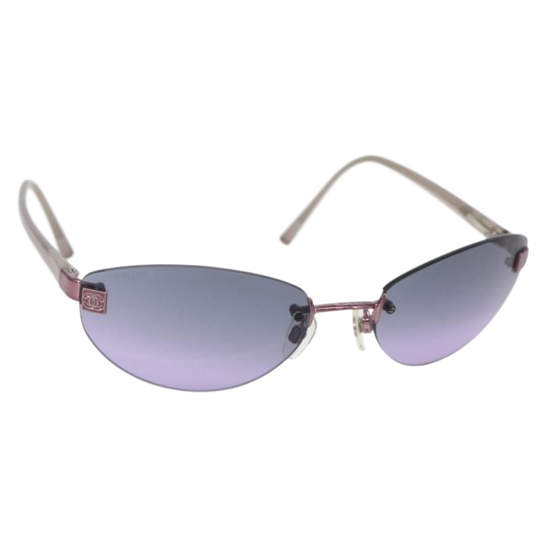 Metal Frame Chanel Purple Logo CC Women's Sunglasses: Metal Frame Chanel Purple Logo CC Women's Sunglasses These Chanel Logo CC sunglasses feature a purple metal frame designed for women. They are crafted in Italy and are in excellent pre-owned condition