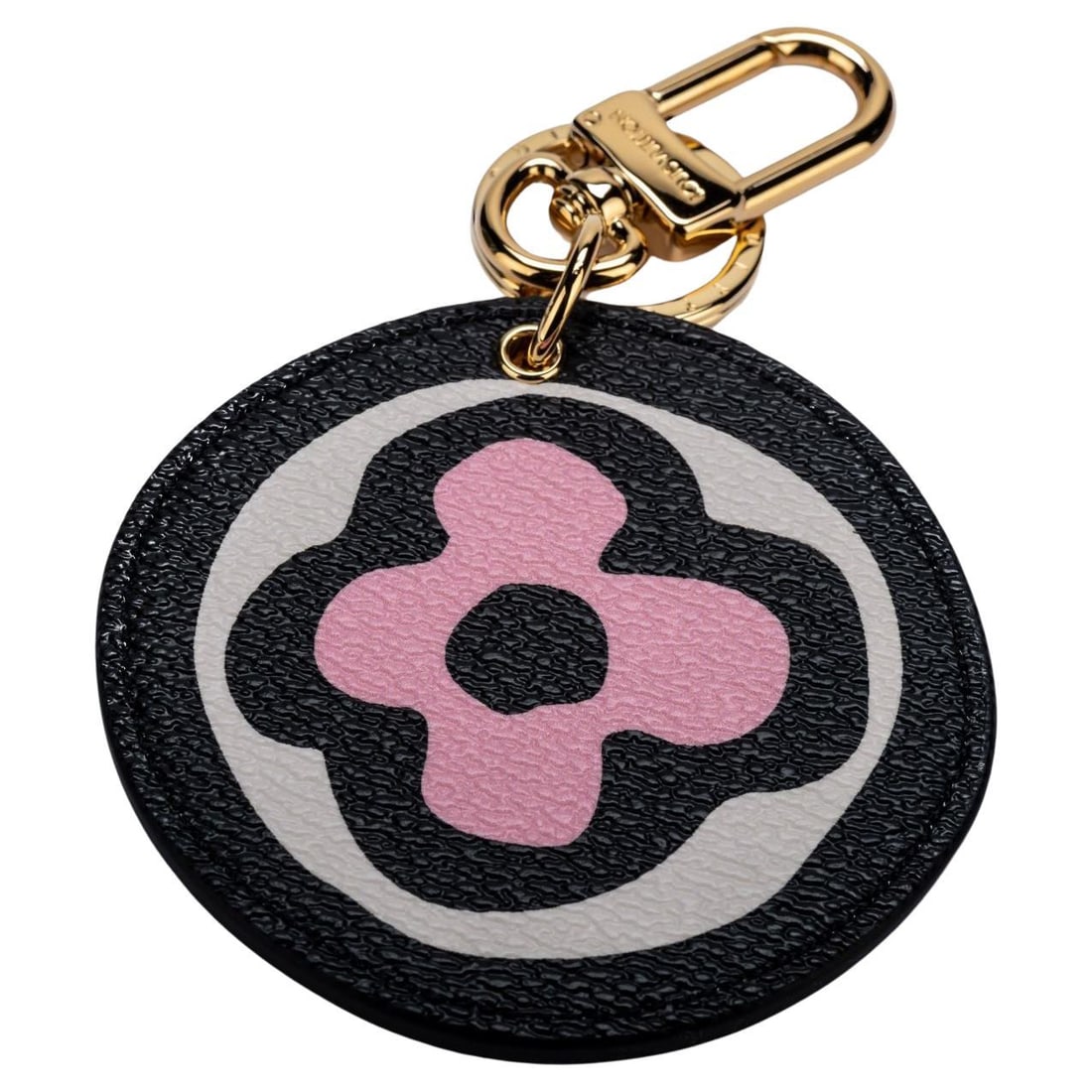Louis Vuitton Wild at Heart Illustre Bag Charm: Louis Vuitton Wild at Heart Illustre Bag Charm Introducing the Louis Vuitton Wild at Heart Illustre Bag Charm, a unique accessory that combines playful design with luxury. This charm features an irreg