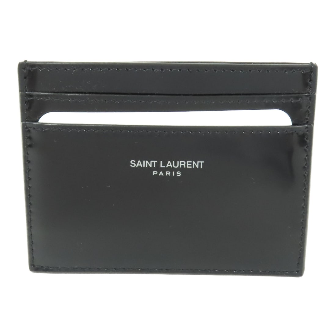 SAINT LAURENT Black Patent Leather Card Case 375946 AAB9H: SAINT LAURENT Black Patent Leather Card Case 375946 AAB9H This elegant card case from SAINT LAURENT is crafted from luxurious patent leather in a classic black color. Designed for style and functional