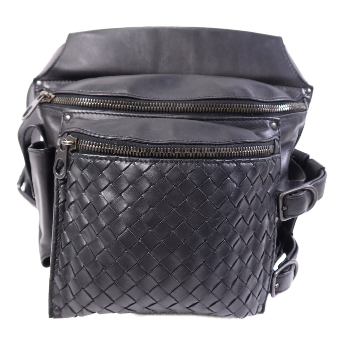 BOTTEGA VENETA Intrecciato Black Calfskin Leather Waist Bag: BOTTEGA VENETA Intrecciato Black Calfskin Leather Waist Bag Introducing the Bottega Veneta Intrecciato Waist Bag, a stylish and functional accessory crafted from high-quality calfskin leather in a sle