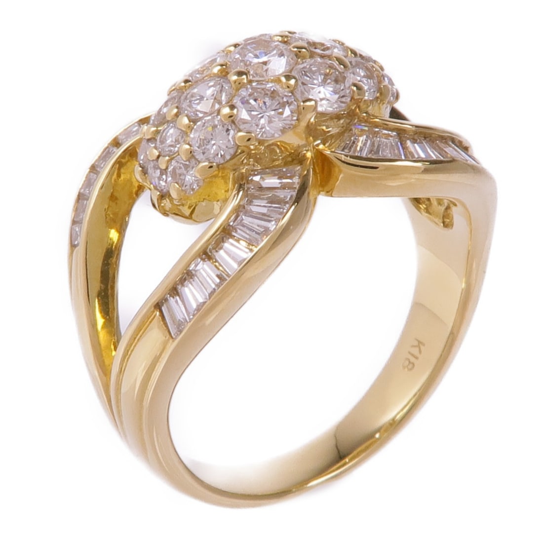 JEWELRY 18K Yellow Gold Diamond Ring Size 5.75: JEWELRY 18K Yellow Gold Diamond Ring Size 5.75 This exquisite diamond ring features a stunning design crafted from 18K yellow gold, ensuring both elegance and durability. The clear diamond is beautifu