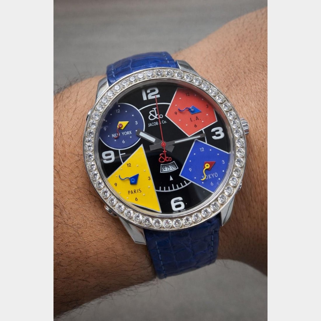 Jacob & Co Five Time Zone Steel Watch With 51 Diamonds 47mm Quartz (1 of 2)