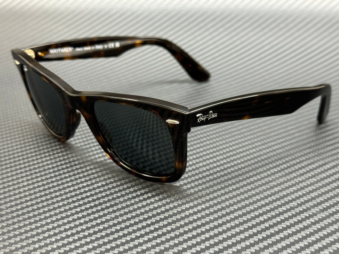 RAY BAN RB2140 902 R5 Havana Blue Unisex Sunglasses with Authenticity Certificate: RAY BAN RB2140 902 R5 Havana Blue Unisex Sunglasses with Authenticity Certificate Elevate your style with these RAY BAN RB2140 902 R5 Havana Blue Unisex Sunglasses. Featuring a striking Havana frame c