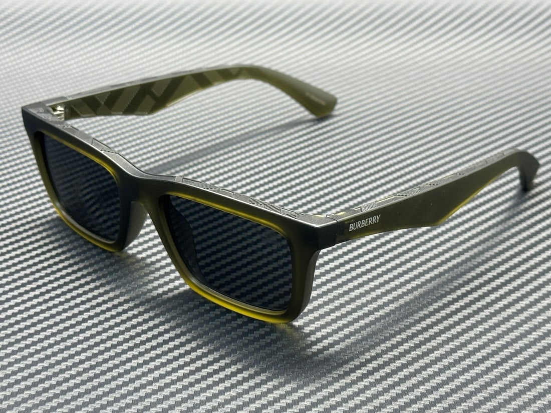 Burberry BE4475U Matte Green 53mm Men's Sunglasses with Original Accessories: Burberry BE4475U Matte Green 53mm Men's Sunglasses with Original Accessories These Burberry BE4475U 421287 sunglasses feature a matte green frame paired with dark grey lenses. The sunglasses are desig