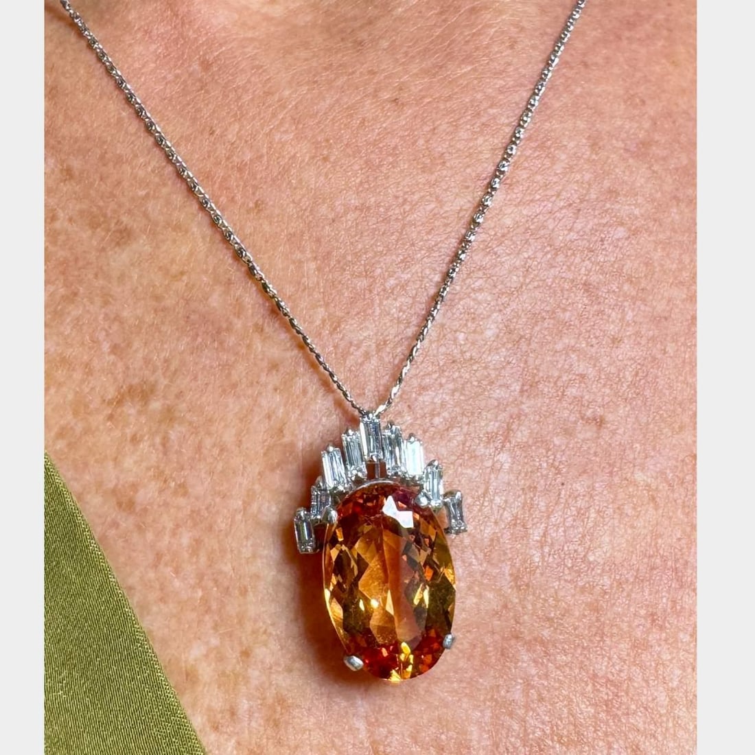 18K White Gold Necklace with 11.00 Ct Topaz and 0.90 Ct Diamonds (1 of 3)