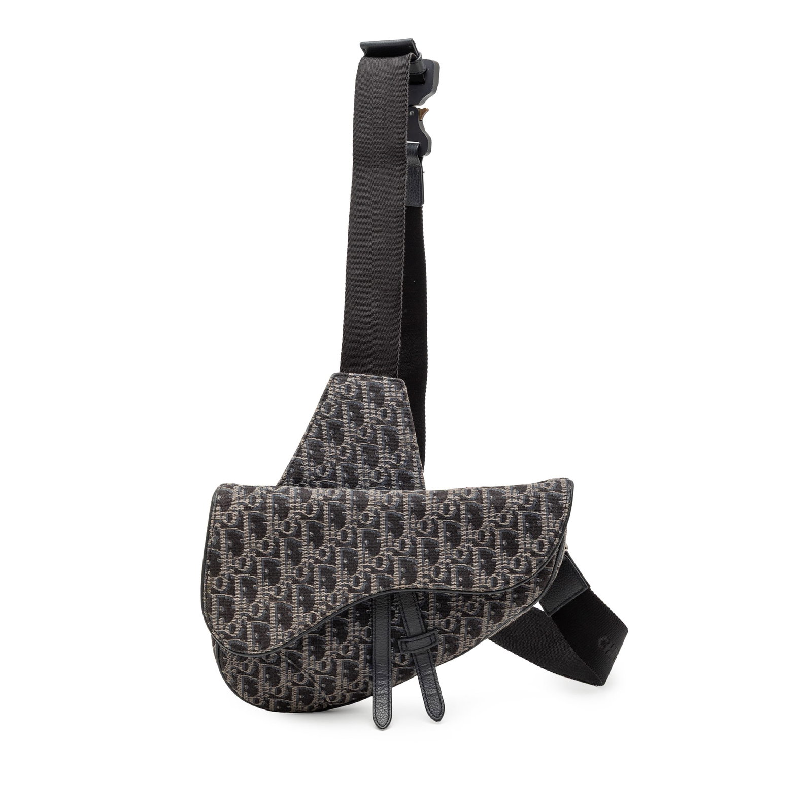 Dior Saddle Oblique Black Canvas Adjustable Crossbody Bag: Dior Saddle Oblique Black Canvas Adjustable Crossbody Bag This Dior Oblique Canvas Saddle Crossbody features a canvas body with the iconic Oblique pattern, an adjustable flat shoulder strap, a front f