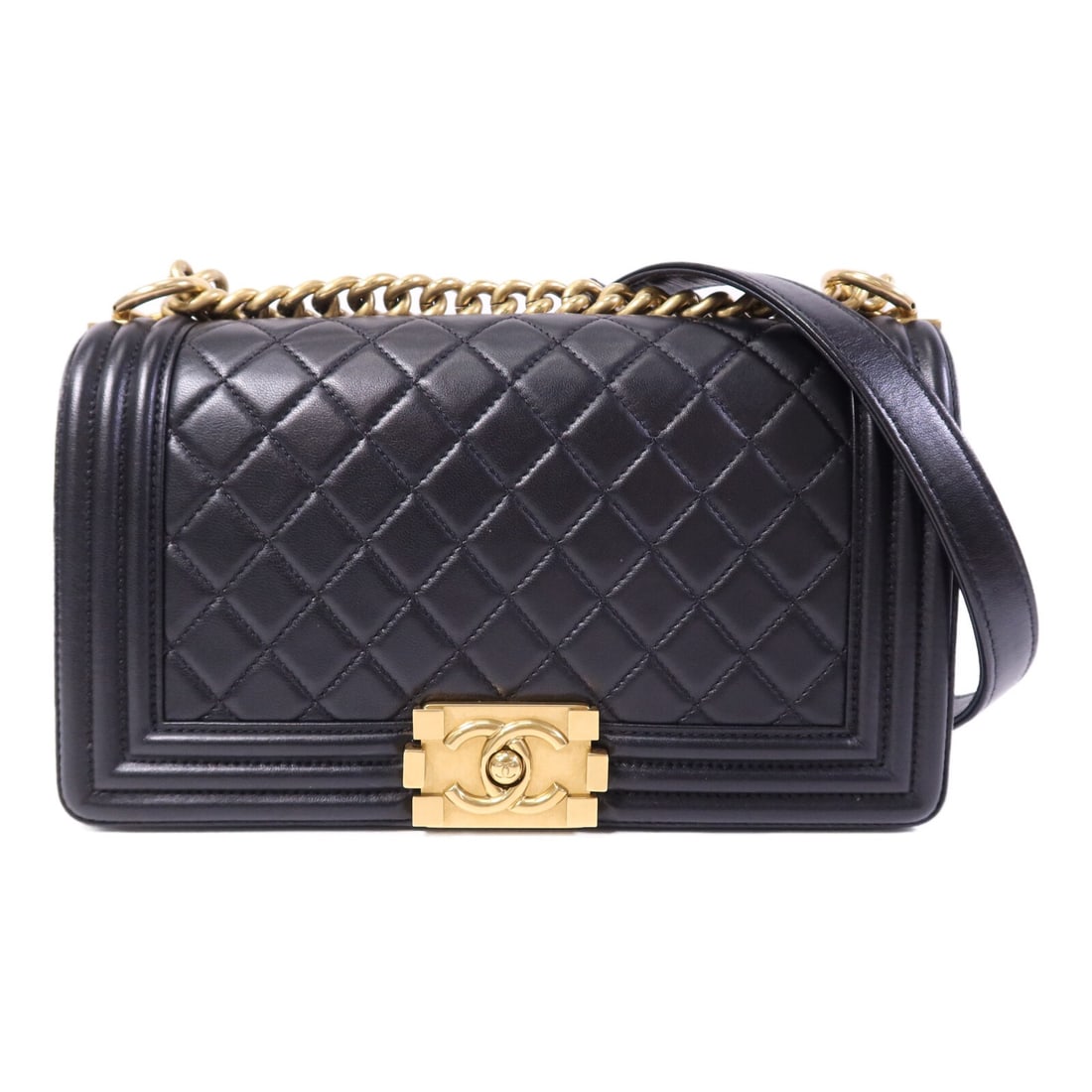 CHANEL Boy 25 Black Lambskin Shoulder Bag with Gold Hardware: CHANEL Boy 25 Black Lambskin Shoulder Bag with Gold Hardware This CHANEL Boy 25 chain shoulder bag features black lambskin leather and gold-tone hardware with the signature CC logo. Designed for women