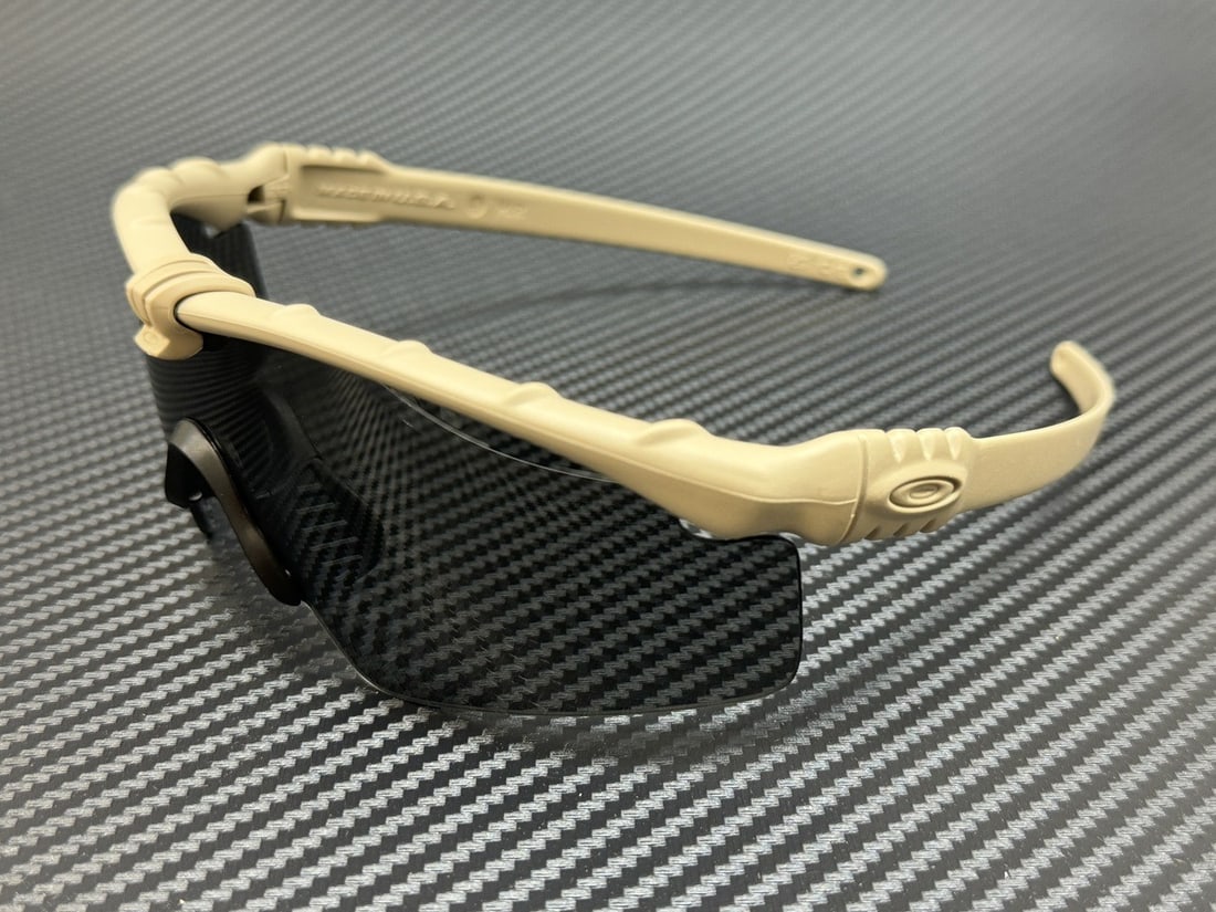 Oakley OO9146 05 Dark Bone Grey 68mm Men's Sunglasses (1 of 4)