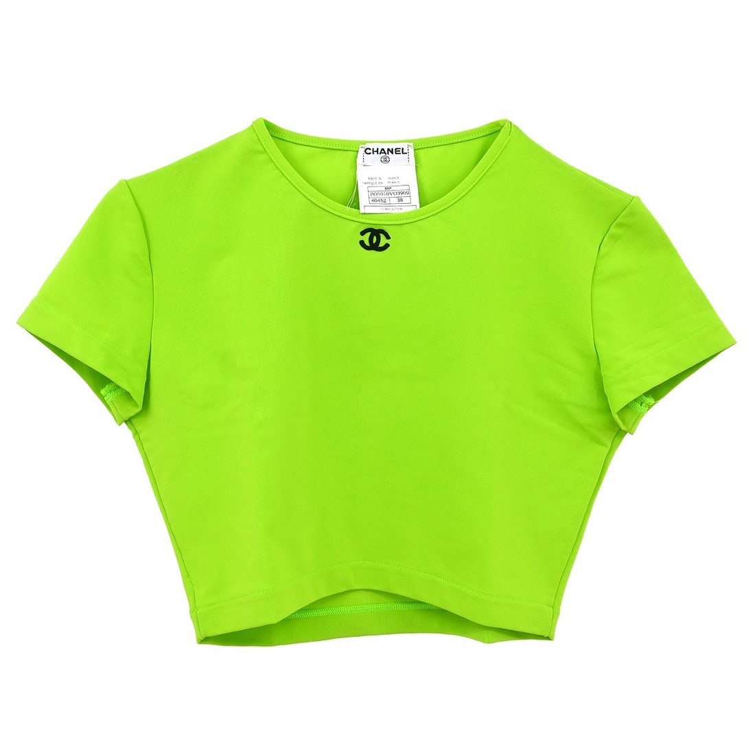 Chanel Vintage Green Cropped T-Shirt Size 38 Short Sleeve: Chanel Vintage Green Cropped T-Shirt Size 38 Short Sleeve Elevate your casual wardrobe with this vintage Chanel cropped T-shirt. This stylish piece features a round neckline and short sleeves, crafted