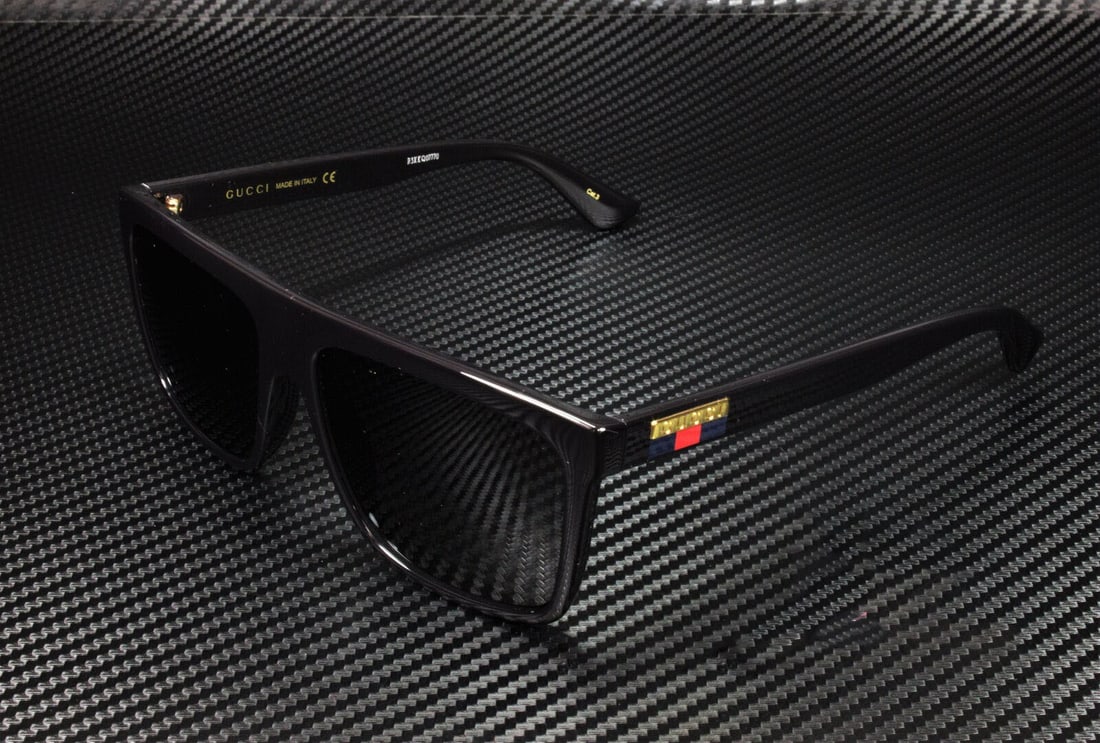 GUCCI GG0748S 001 Black Frame Grey Lens Designer Sunglasses (1 of 4)